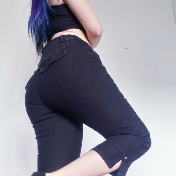 Illegal Black Corduroy Capris Jeans - Picture 2 of 16